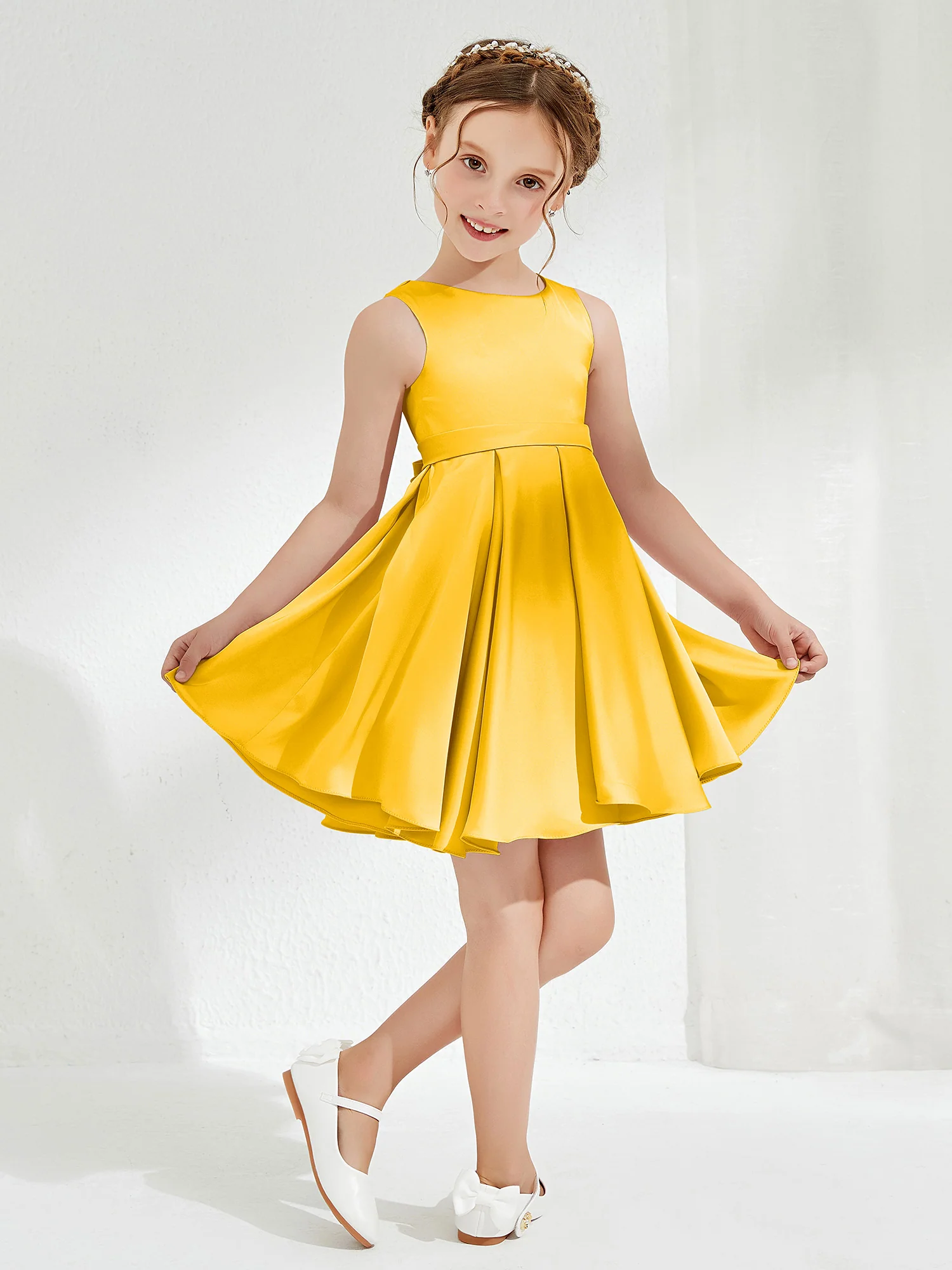 Cute Scoop Pleated Knee-Length Girl's Dress Marigold