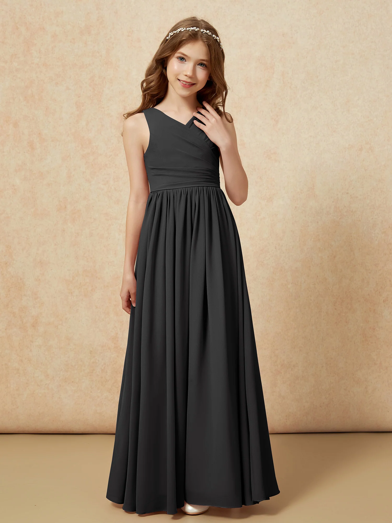 Pleated V-neck Chiffon Long Junior Bridesmaid Dresses Black - Image 5