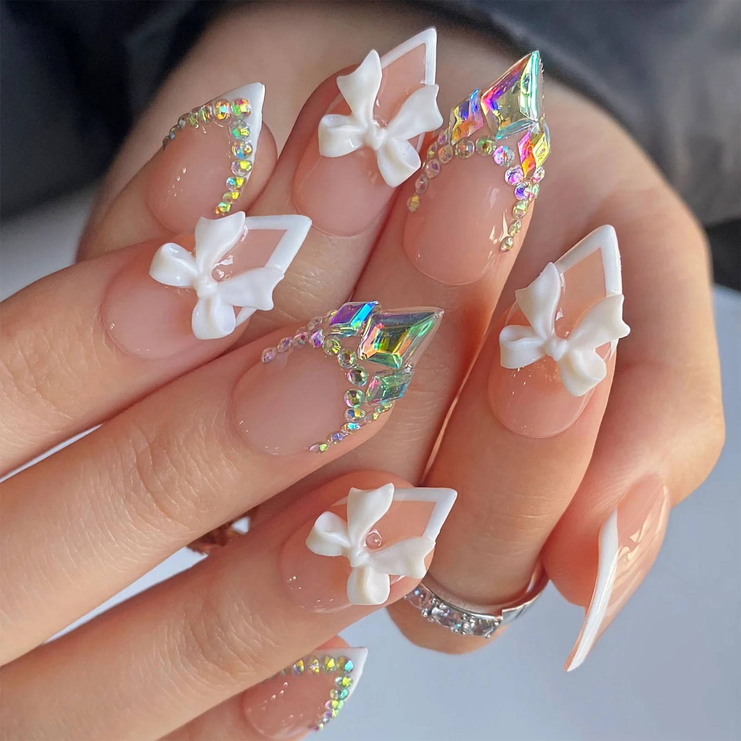 A Vow on the Fingertips - Image 3
