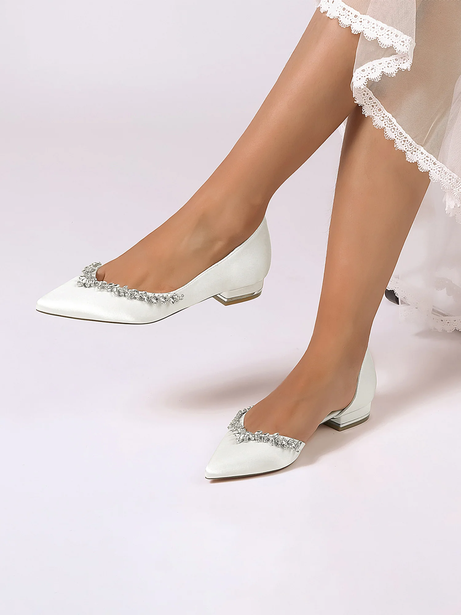 Retro Pointed Toe Faux Silk Crystal Slingback Chunky Heels - Image 2