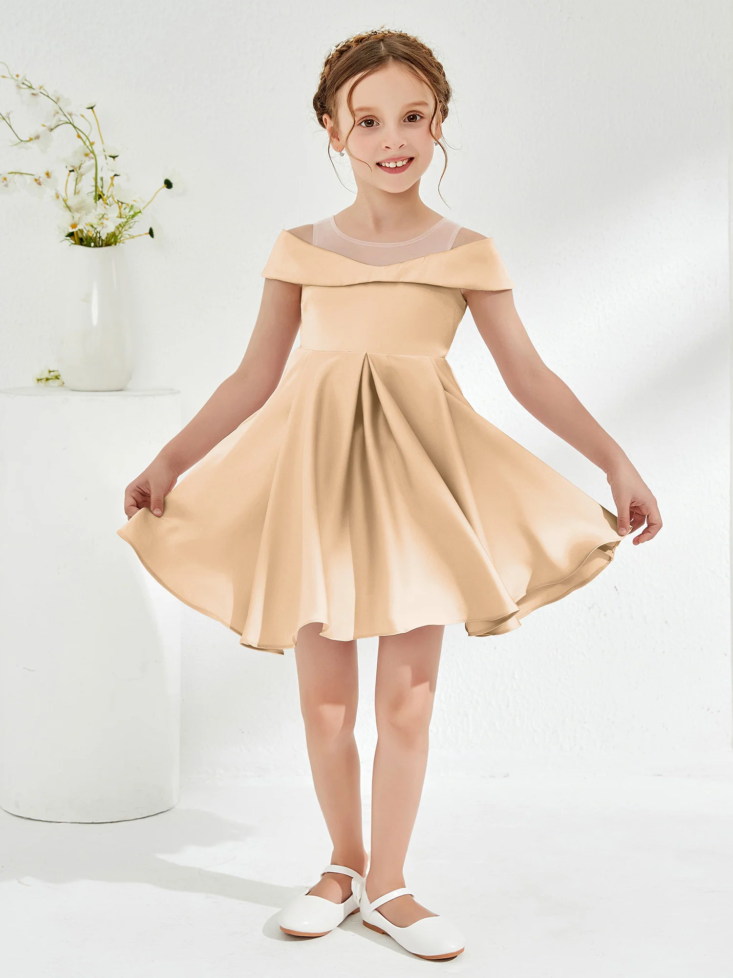 Scoop Off the Shoulder Knee-Length Girl's Dress Champagne